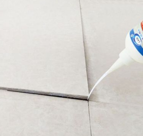 百色瓷砖空鼓维修公司分享卫生间瓷砖脱落的原因可能有以下几点